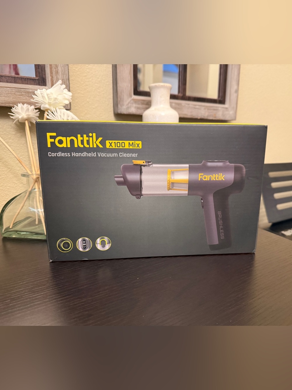 Fanttik X100 Mix 4-in-1 Handheld Vacuum Cleaner - New in Box